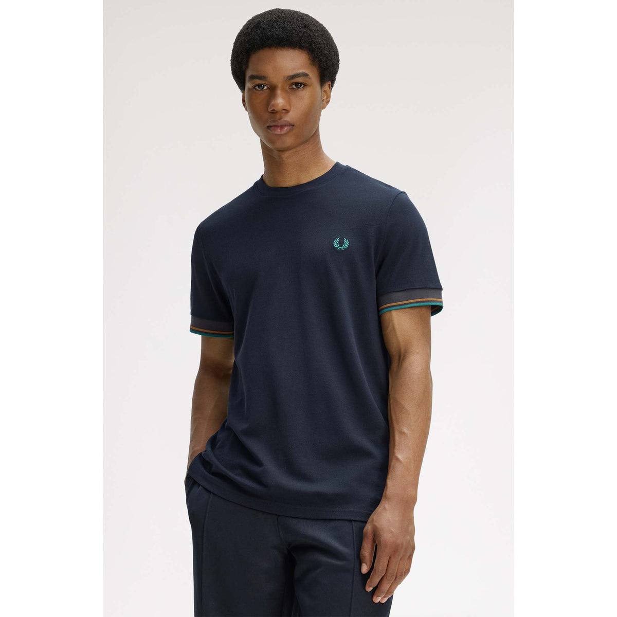 TWIN_TIPPED_CUFF_T-SHIRT_M2396_608_Image_5