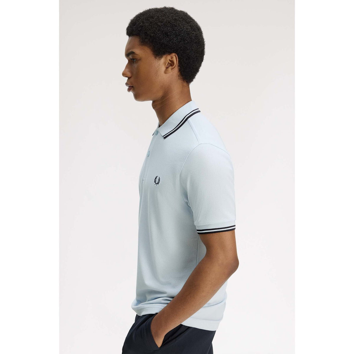 TWIN_TIPPED_FRED_PERRY_SHIRT_M3600_03C_Image_4
