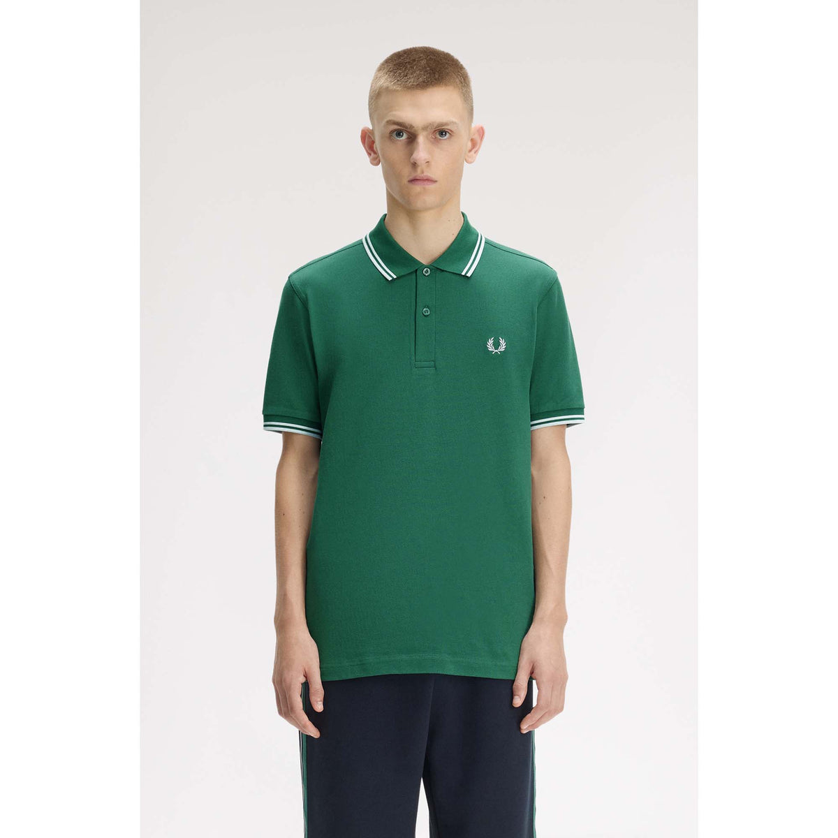 TWIN_TIPPED_FRED_PERRY_SHIRT_M3600_81B_Image_2