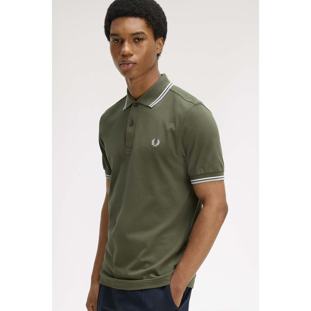 TWIN_TIPPED_FRED_PERRY_SHIRT_M3600_87B_Image_7