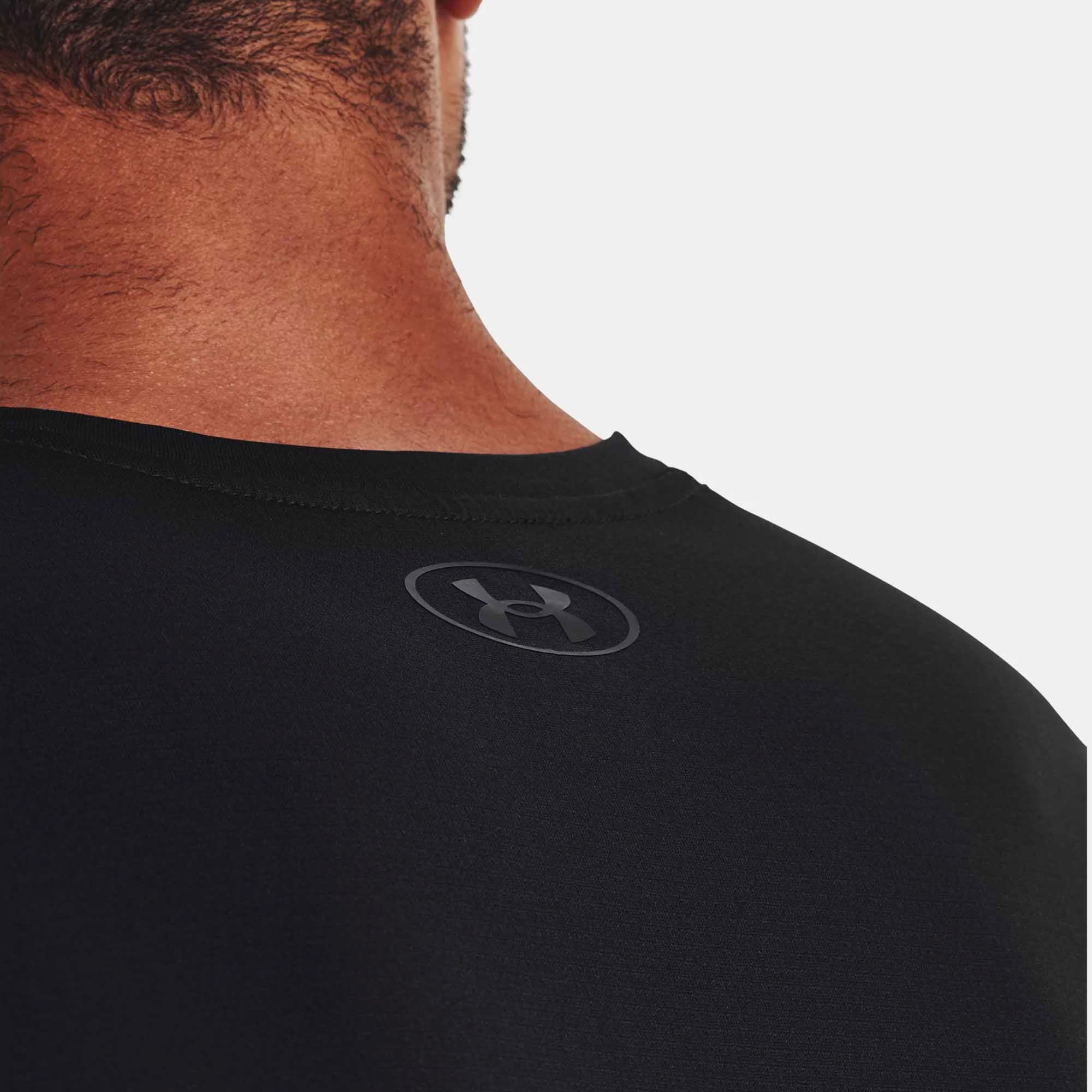 UA_TECH_VENT_SS_771376791_001_Image_5