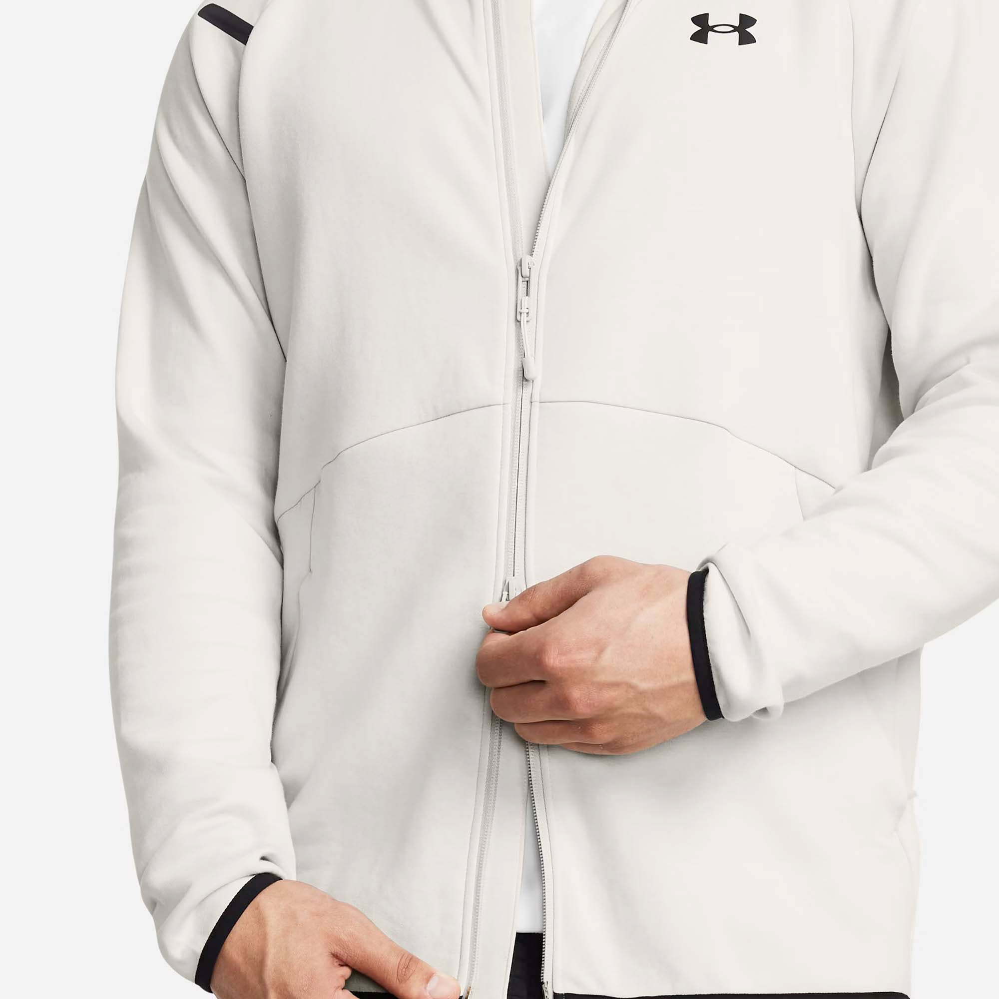 UA_UNSTOPPABLE_FLC_FZ_HD_EU_771389352_110_Image_5