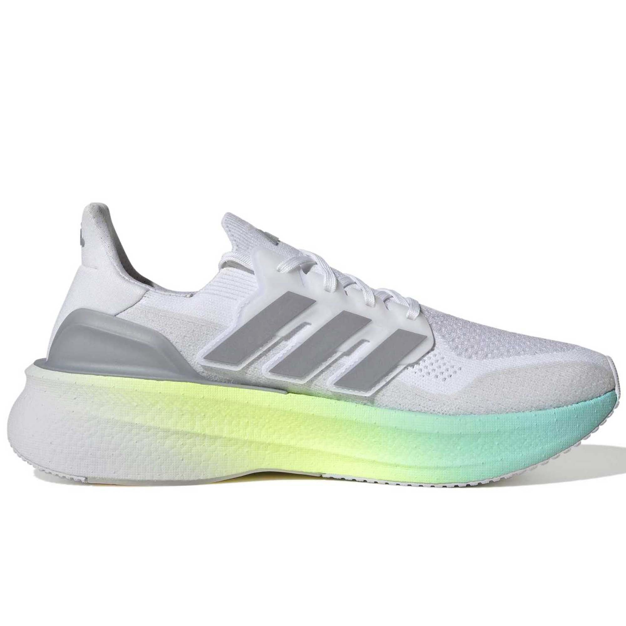 ULTRABOOST_5_KJ3584_FTWWHTH_Image_3