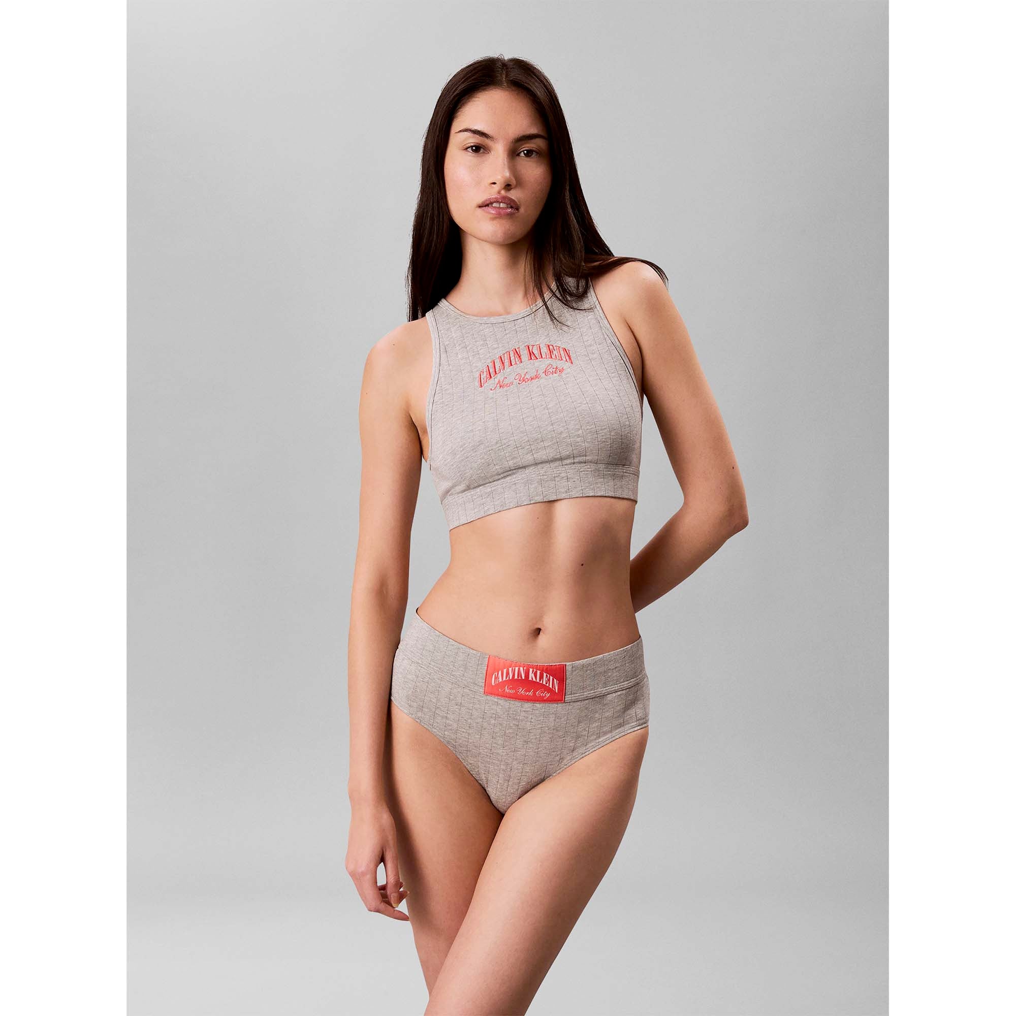 UNLINED_BRALETTE_LV00QF8707_P7A_Image_2