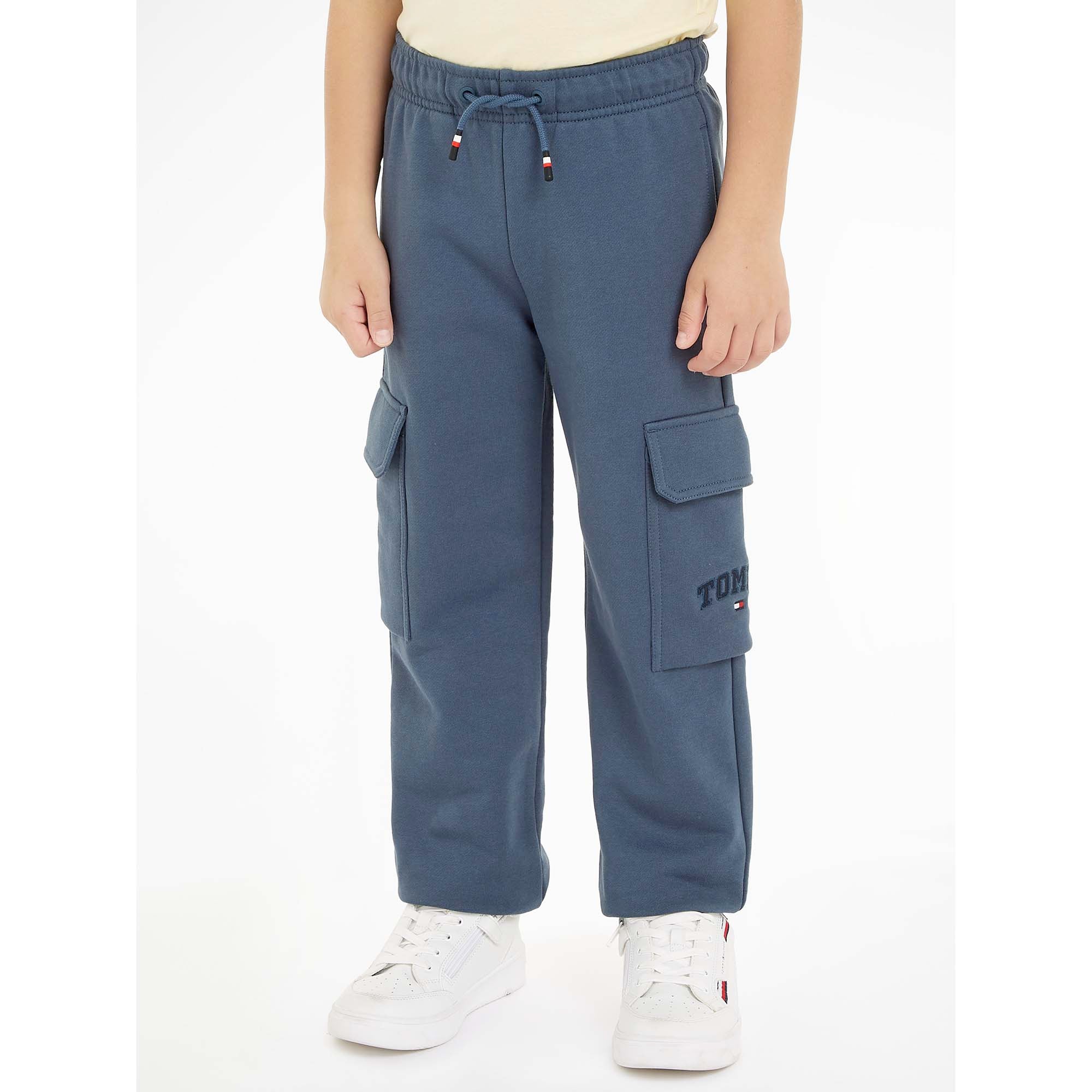 VARSITY_EMBR_CARGO_SWEATPANTS_THKB0KB09120T_DBZ_Image_3