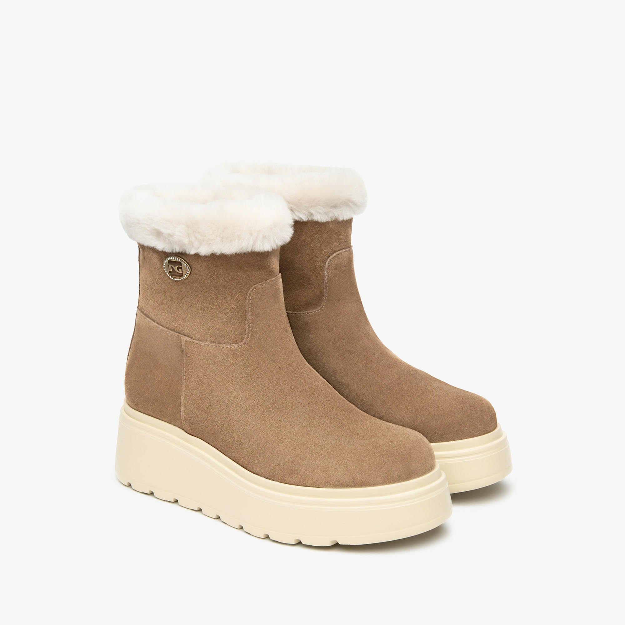 VELOUR_MONTONE_CAPPUCCINO_EVA_GORGA_PANNA_BA_I514909D_442_Image_2