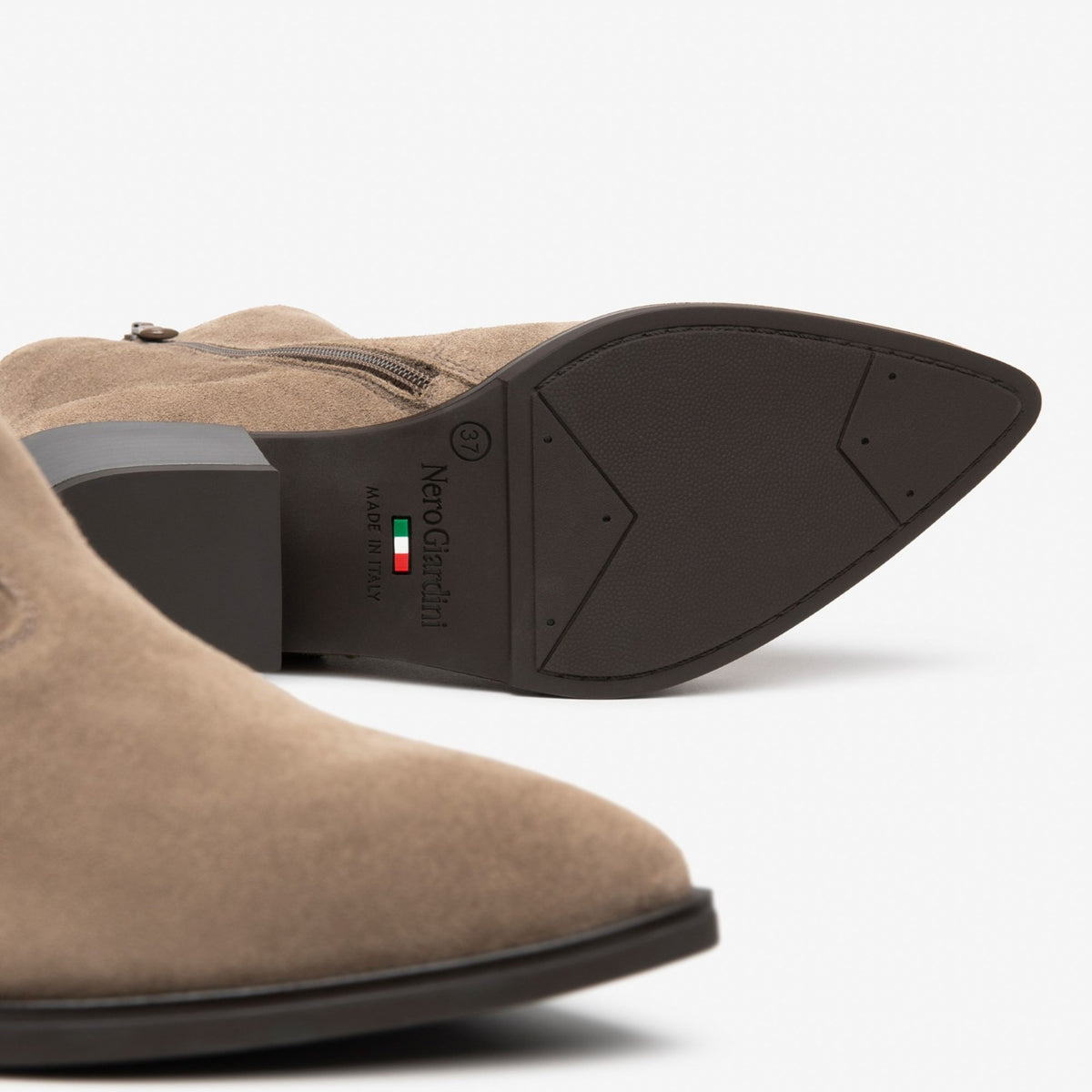 VELOUR_TPU_BADIA_I617120D_405_Image_4