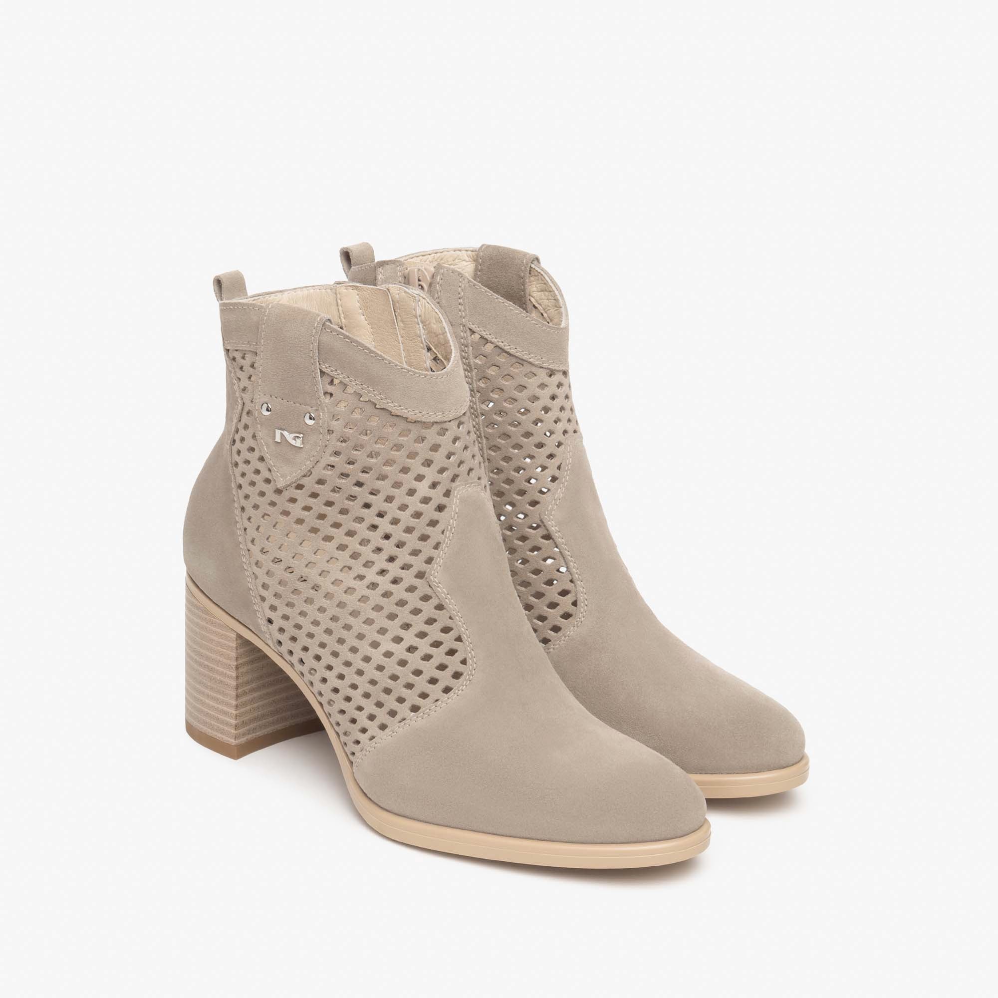 VELOUR_VELOUR_TR_CAPUA_BEIGE_E615110D_451_Image_2