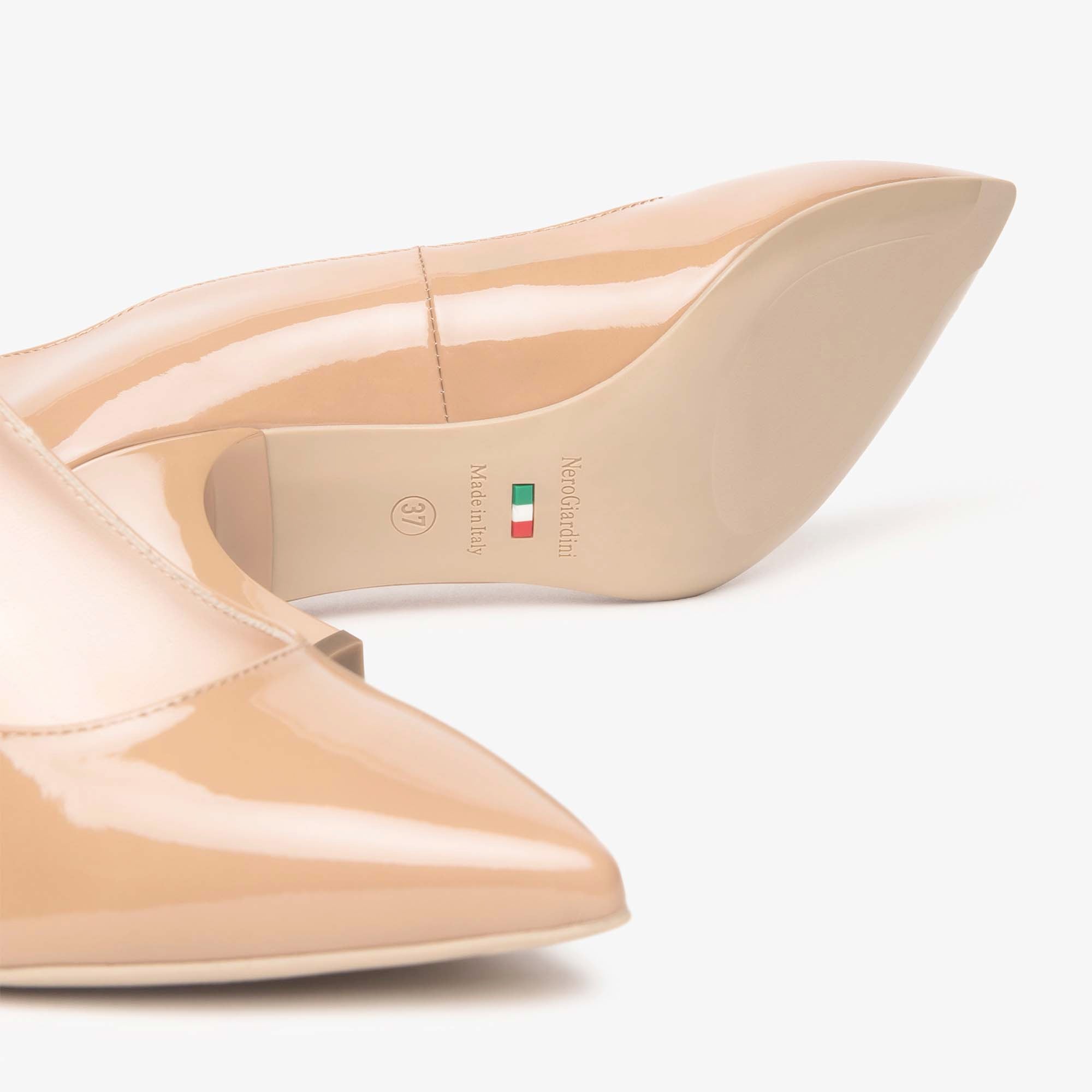 VERNICE_NUDO_TPU_FONTE_NATURALE_I205510DE_626_Image_5