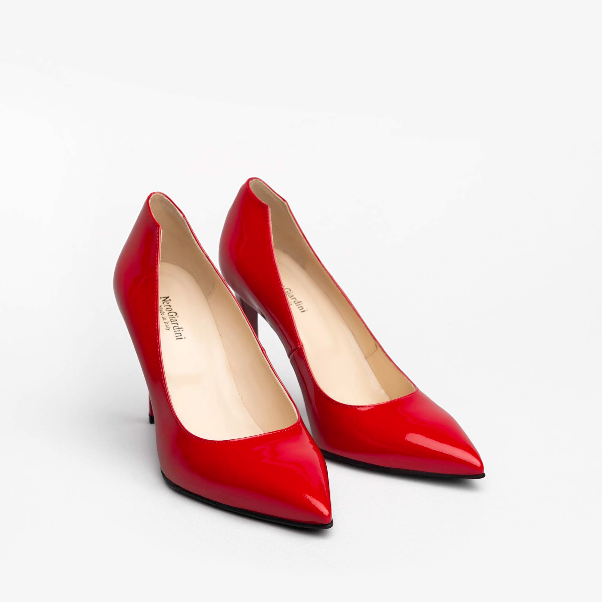 VERNICE_TPU_BREIA_MISSI_NERO_E211041DE_624_Image_2