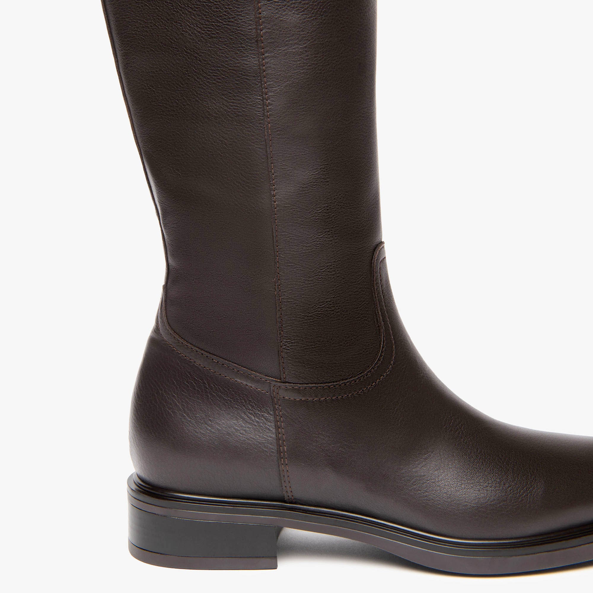 VIENNA_3751_TR_ATESSA_I514704D_300_Image_3