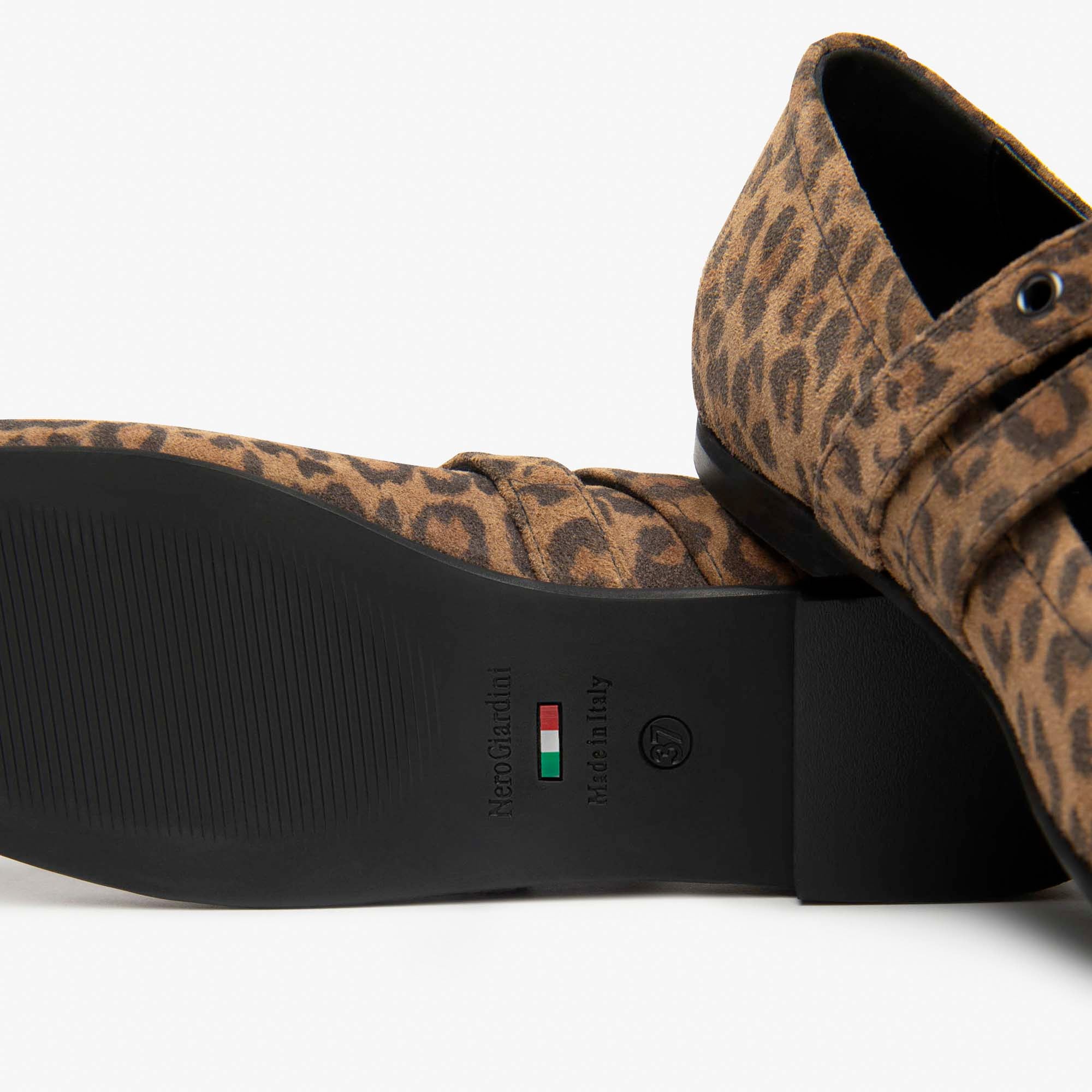 VOLGA_3767_TPU_AVELLA_NERO_I514382D_345_Image_4