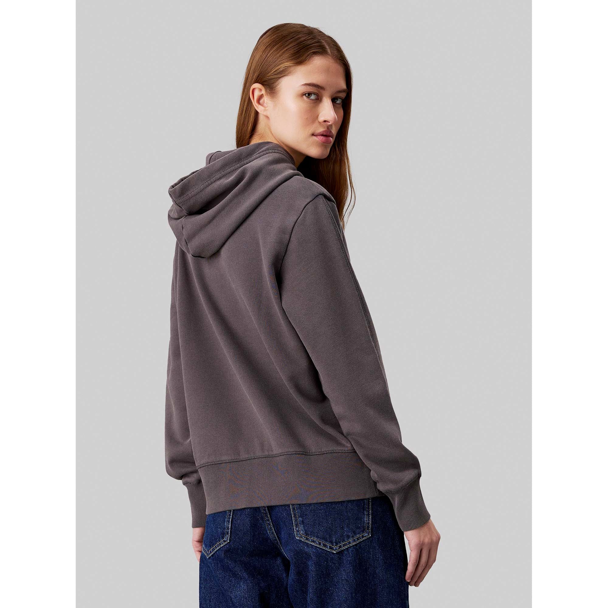 WASHED_MONOLOGO_REGU_J20J223534_PT2_Image_3