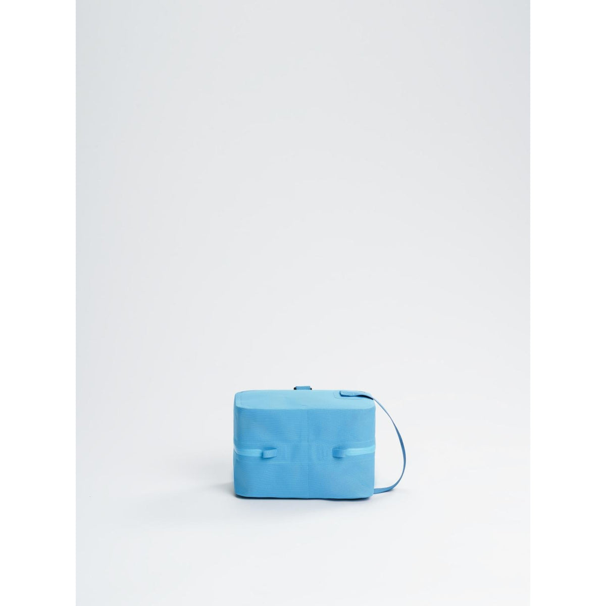 WASH_BAG_A463016S00_W74_Image_2