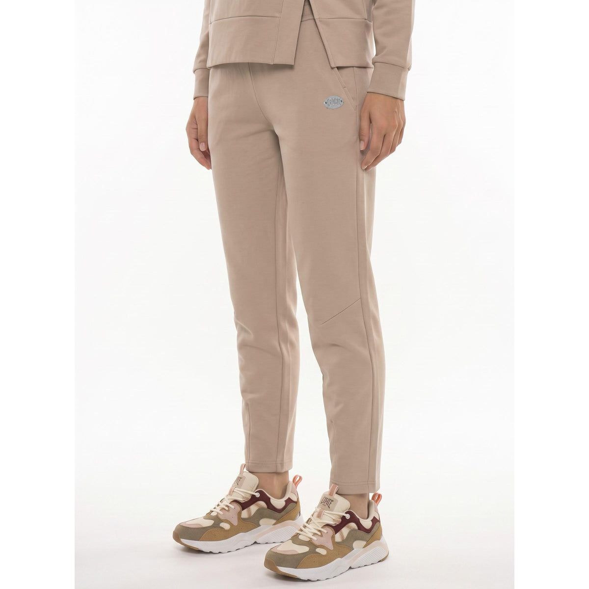 WOMAN_COMFY_W7358P13X01_82_Image_3
