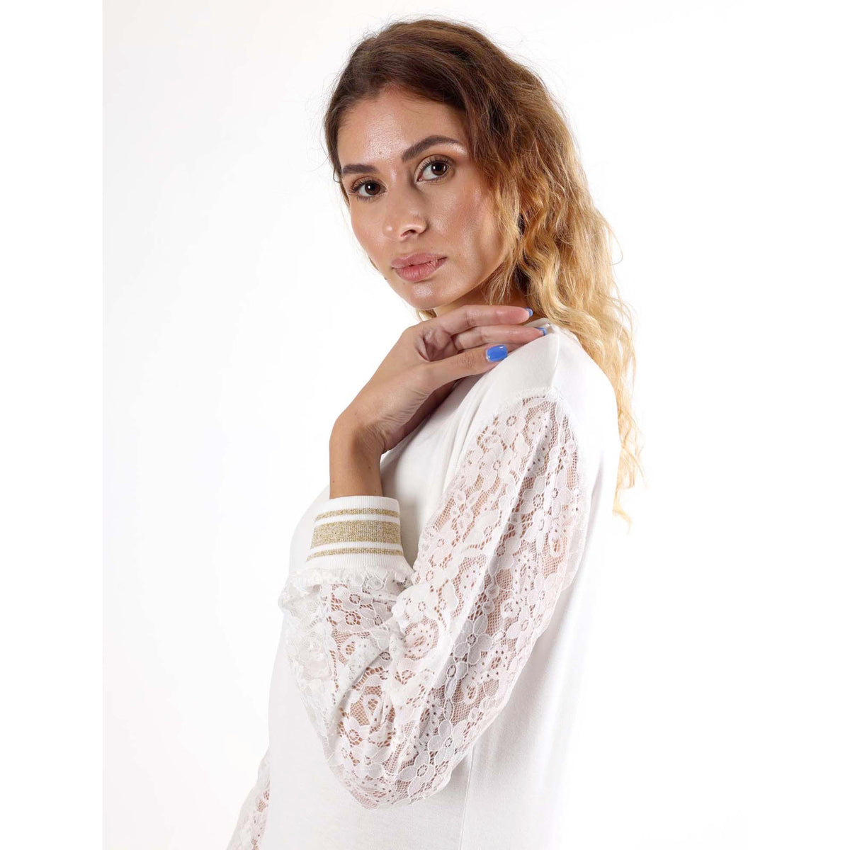 WOMAN_CREWNECK_LACE_W5771T8F13_00_Image_5