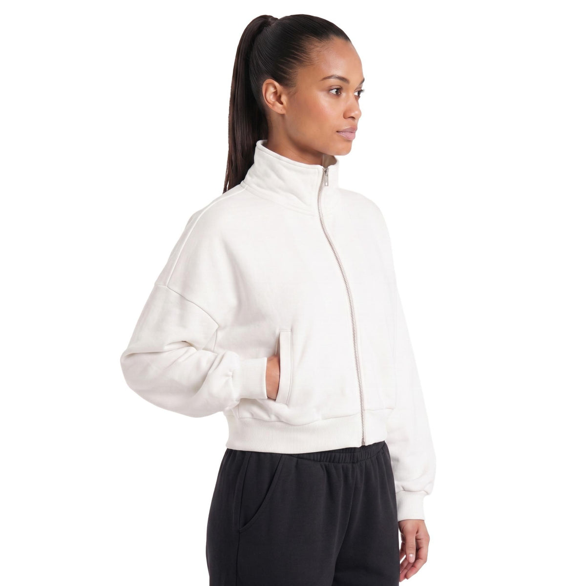 WOMAN_HIGH_COLLAR_TEEN_W7328T13F18_01_Image_6
