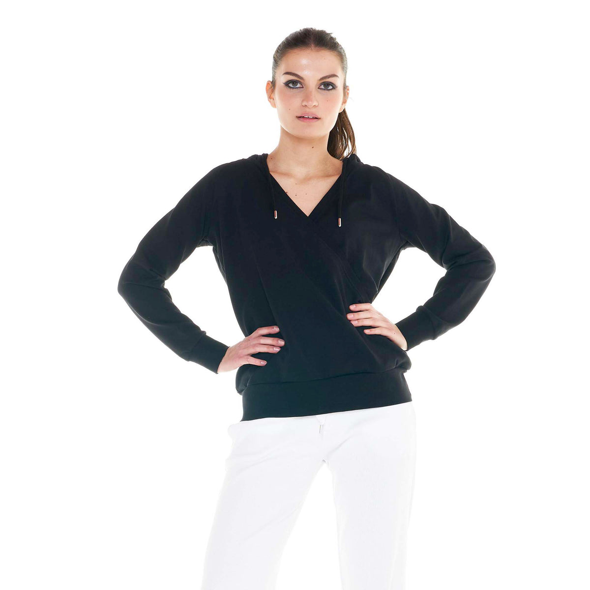 WOMAN_HOODY_CRYSTAL_W4744T6F40_09_Image_1