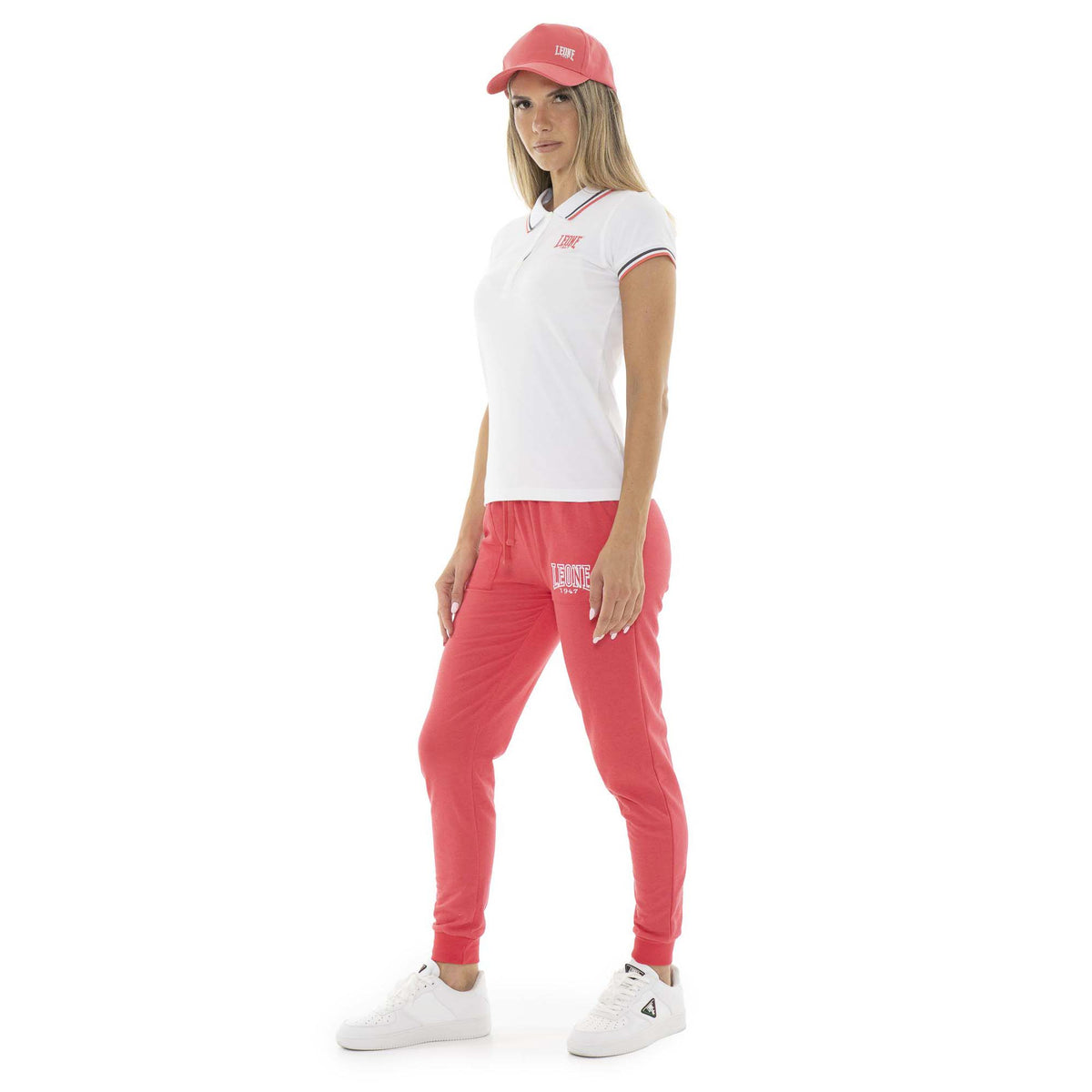 WOMAN_NEW_BASIC_W5789D10Q00_00_Image_2