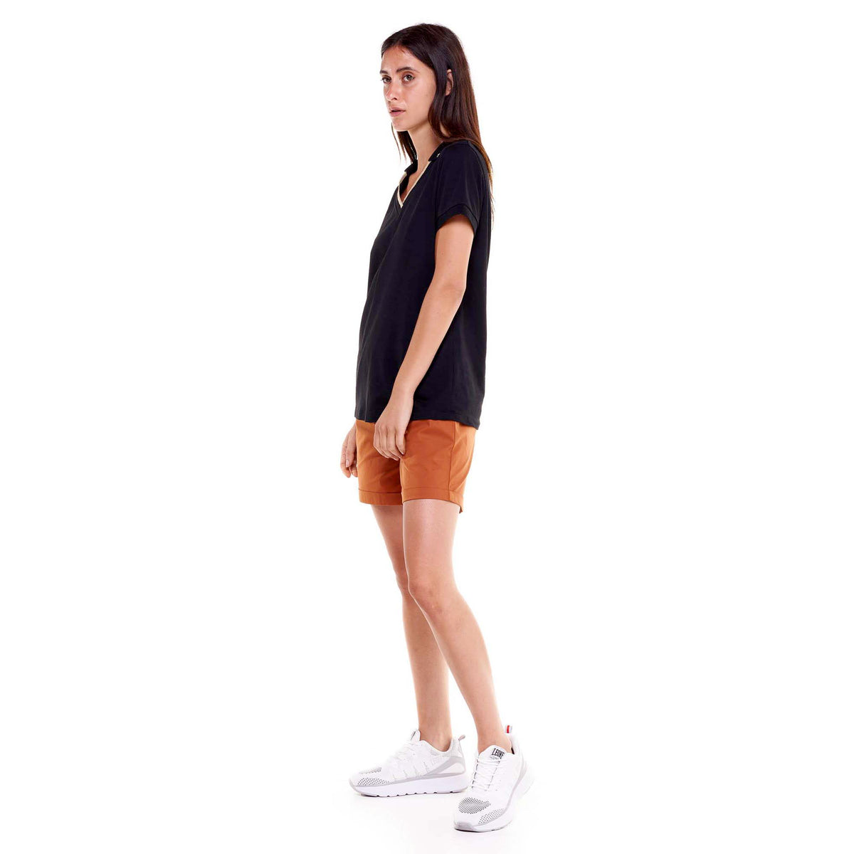 WOMAN_POLO_STRETCH_EARTH_TONES_W4805D6Q01_09_Image_3