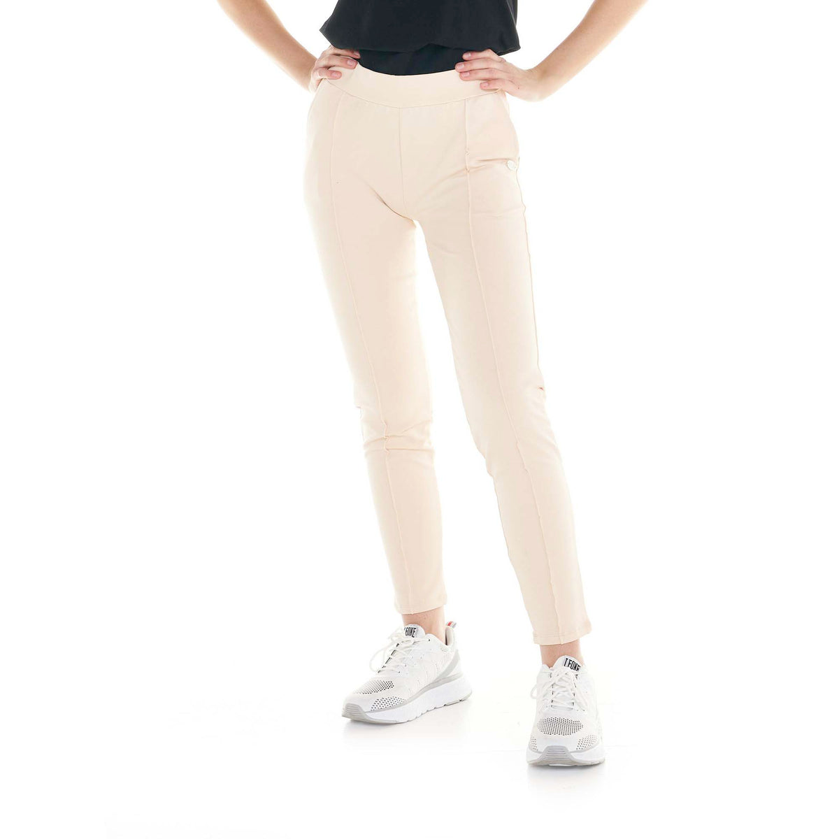 WOMAN_SWEATPANTS_BASIC_W4710P6F13_80_Image_1
