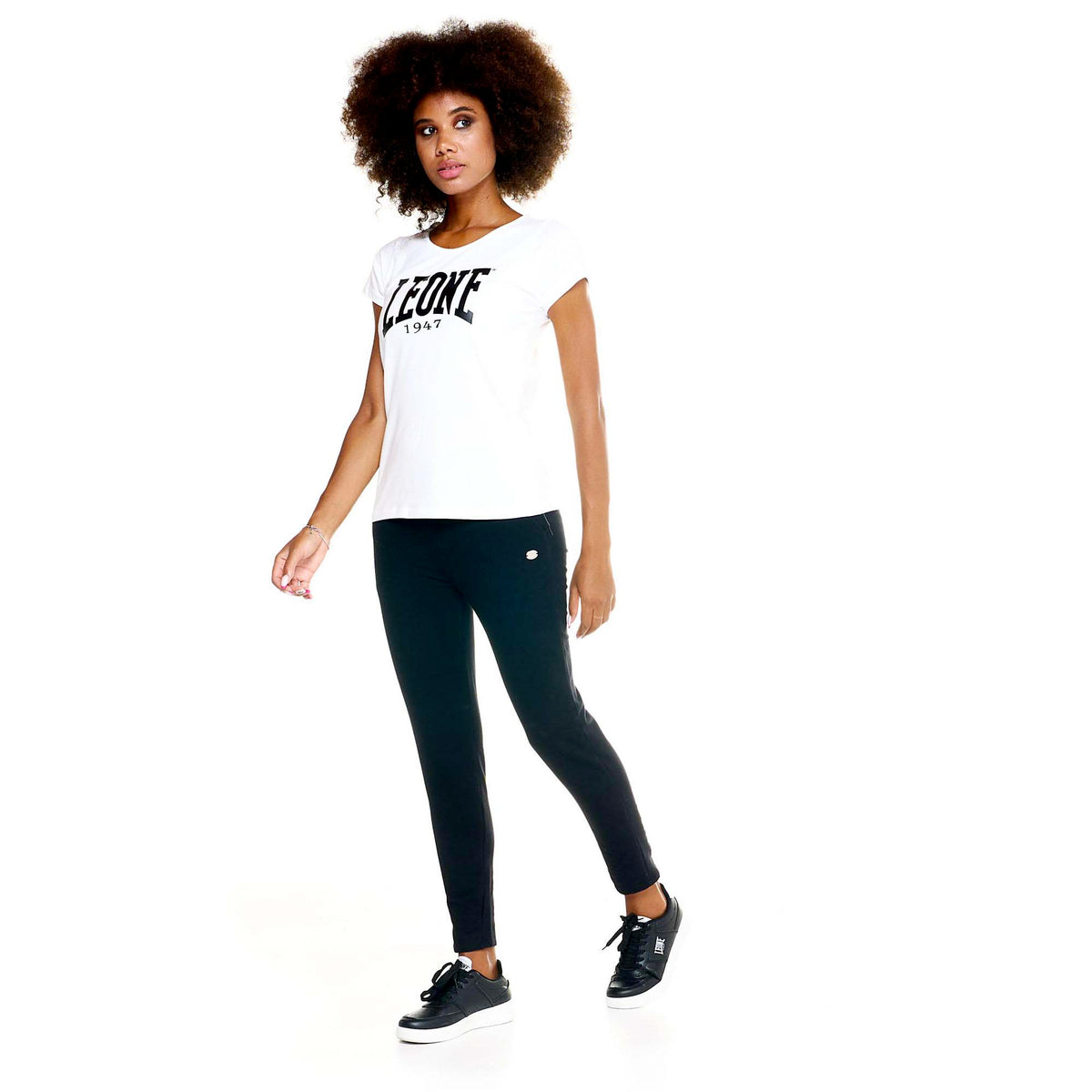 WOMAN_SWEATPANTS_BASIC_W5213P7F03_09_Image_2