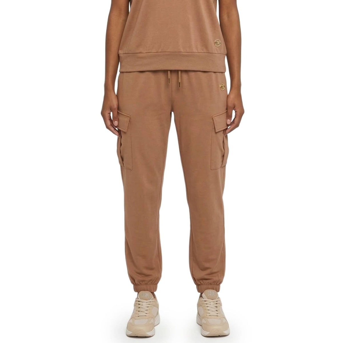 WOMAN_SWEATPANTS_CLASSY_W7032P12M01_164_Image_2
