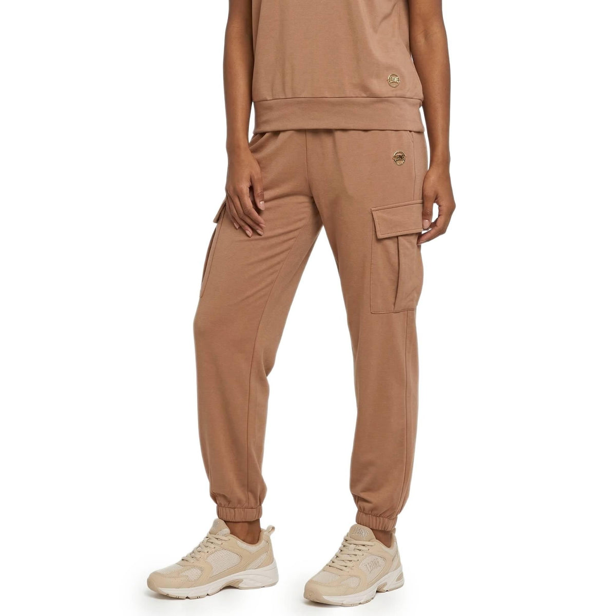 WOMAN_SWEATPANTS_CLASSY_W7032P12M01_164_Image_3