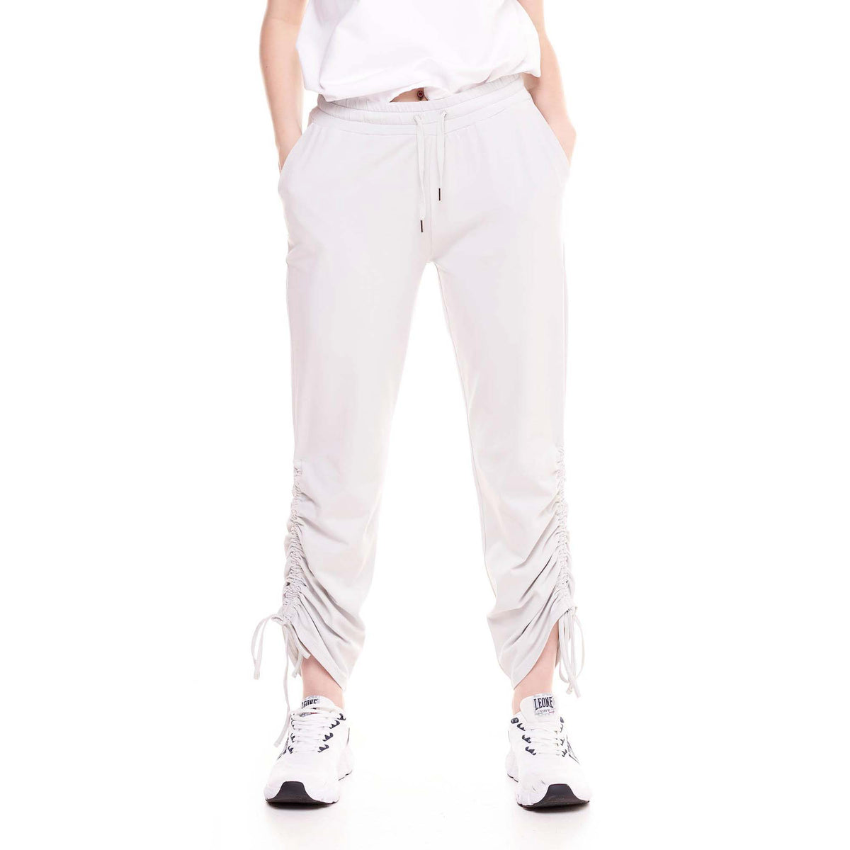 WOMAN_SWEATPANTS_CRYSTAL_W4754P6J14_03_Image_1