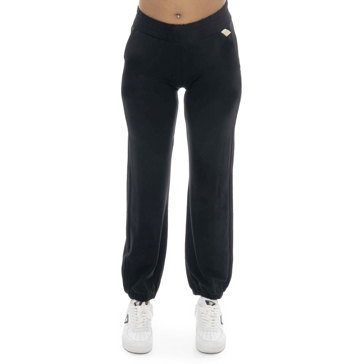 WOMAN_SWEATPANTS_GOLD_W6548P10I01_09_Image_1
