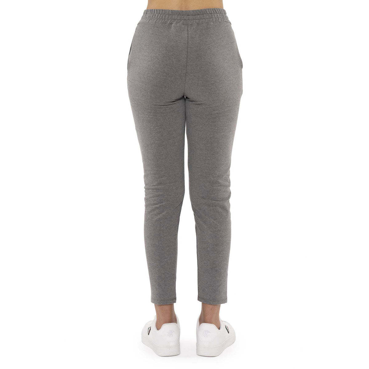 WOMAN_SWEATPANTS_NEVER_WITHOUT_W6109P9F03_08_Image_4