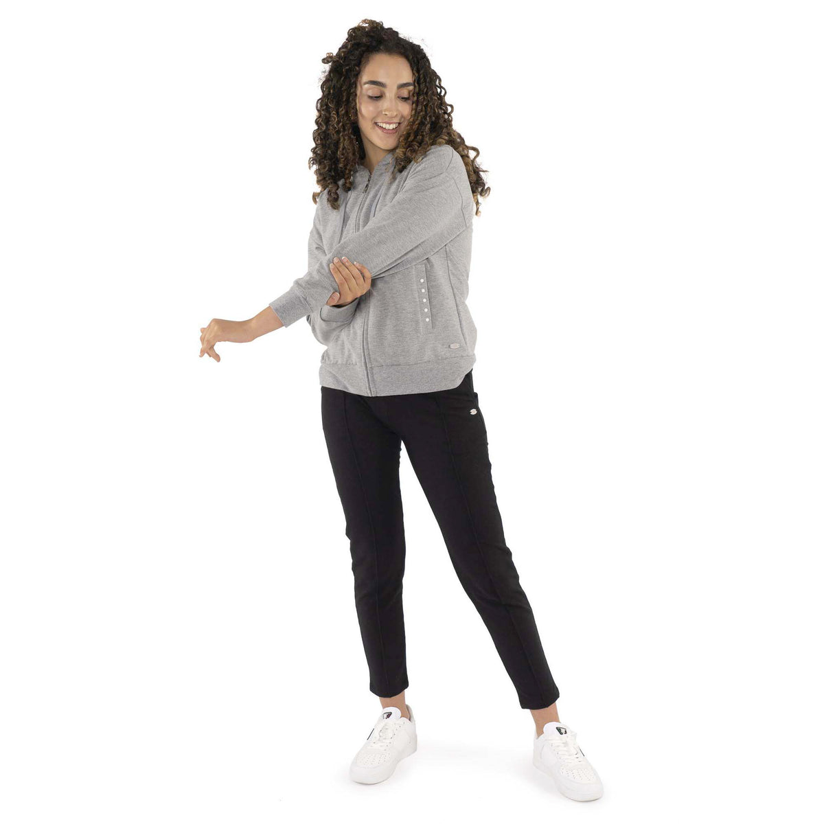 WOMAN_SWEATPANTS_PEARL_W6142P9F03_09_Image_5