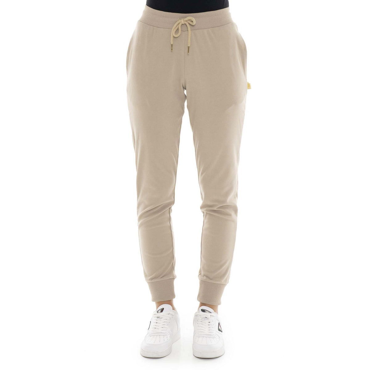 WOMAN_SWEATPANTS_RELAXED_W6170P9I00_80_Image_1