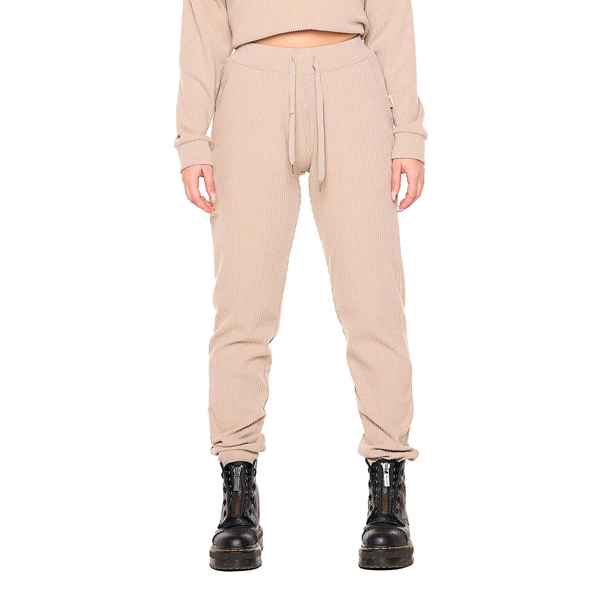 WOMAN_SWEATPANTS_RELAXED_W6174P9R08_80_Image_1
