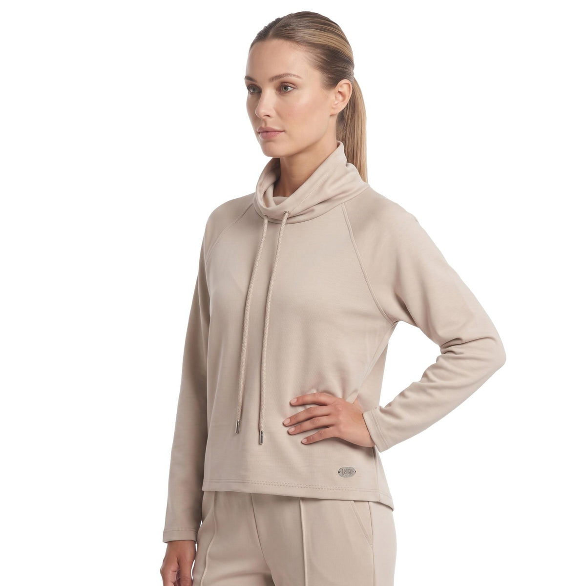 WOMAN_TOURTLE_COLLAR_COMFY_W7354T13X01_82_Image_6