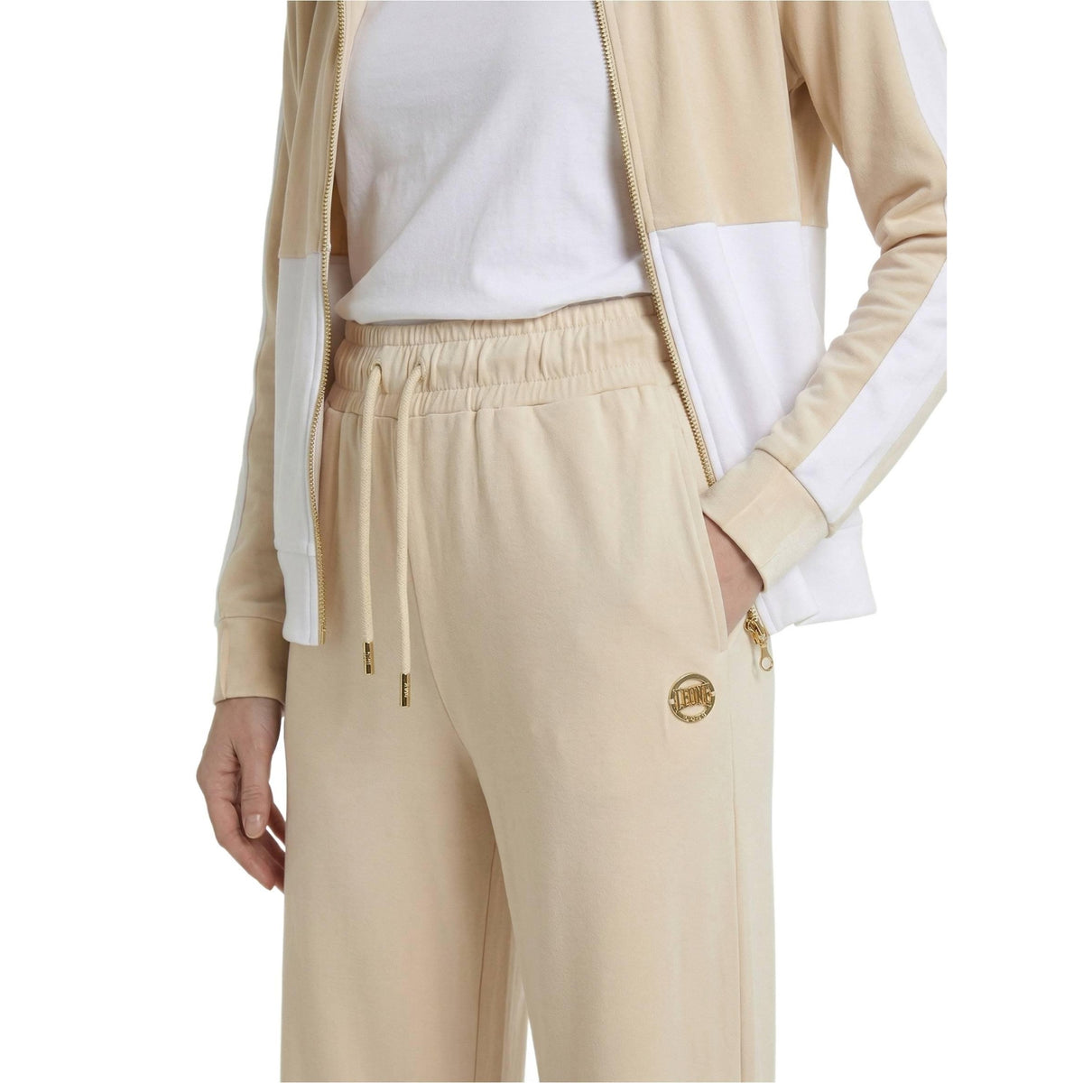 WOMAN_TRACKSUITS_CLASSY_W7028A12M01A_14600_Image_4