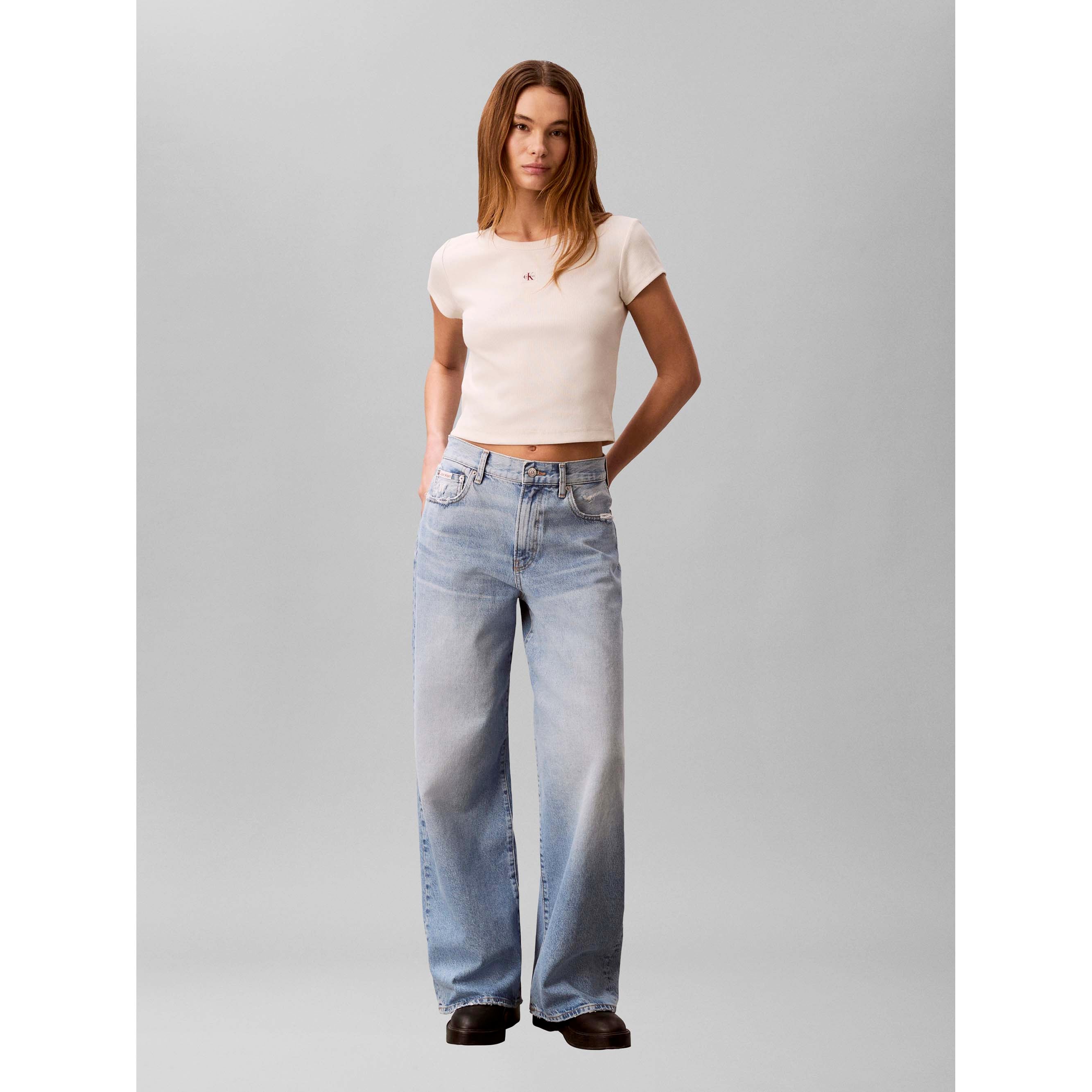 WOVEN_LABEL_2X2_BABY_LV047C200G_F7J_Image_5