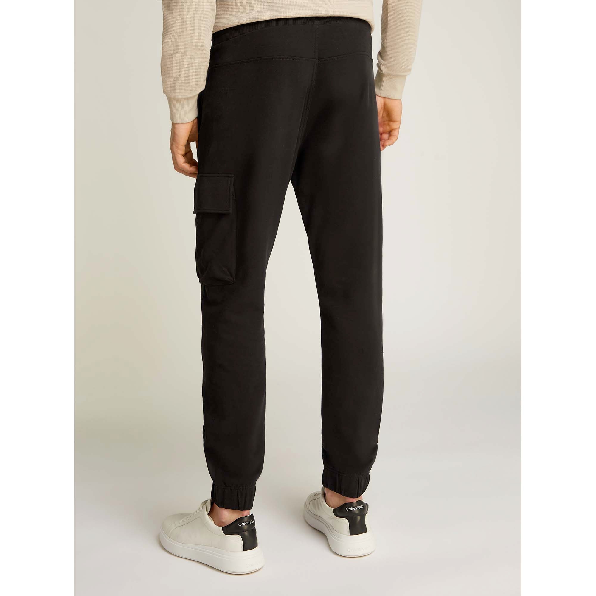 WOVEN_LABEL_HWK_PANT_J30J326762_BEH_Image_4