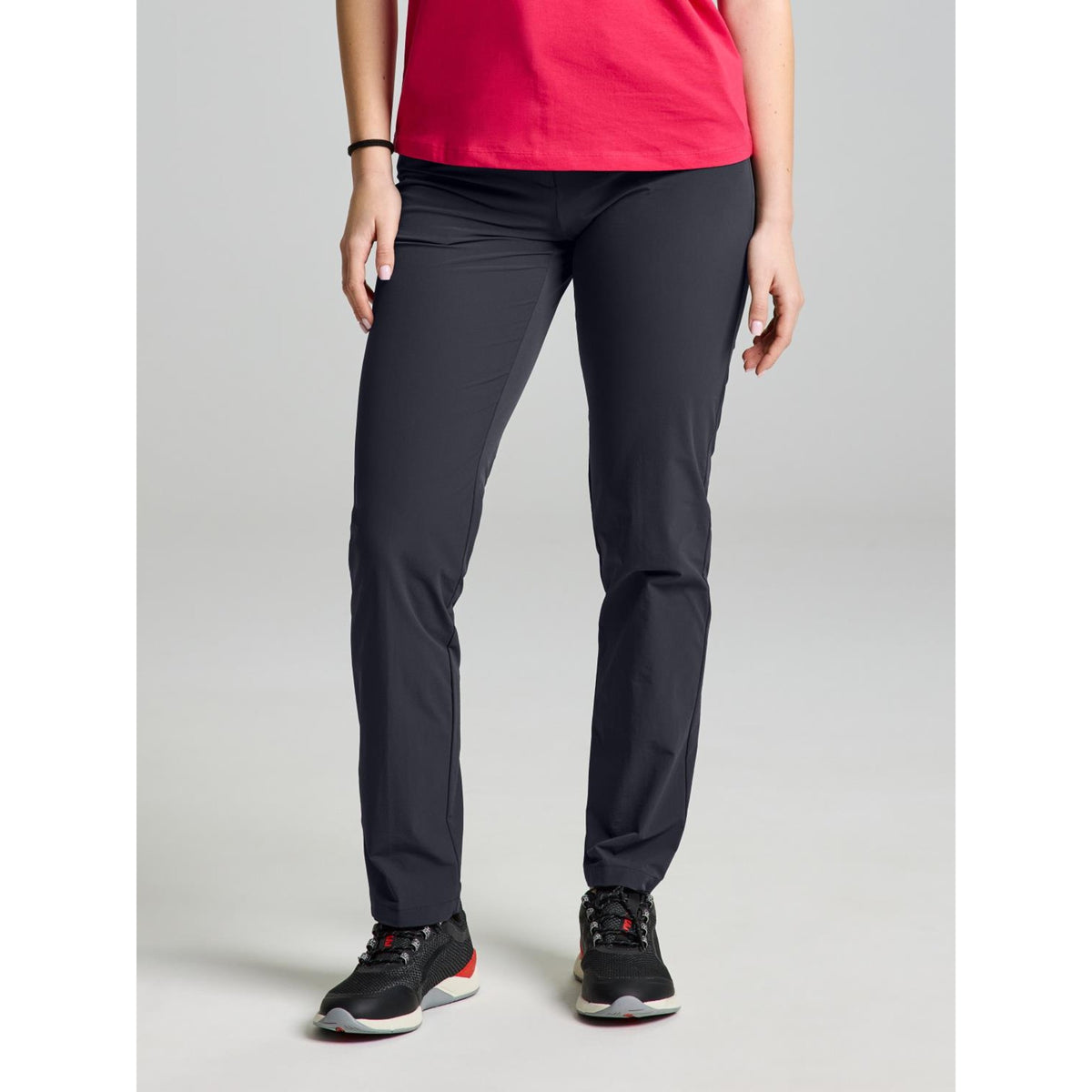 WS_TECH_CHINO_PANT_A904004S01_W76_Image_2