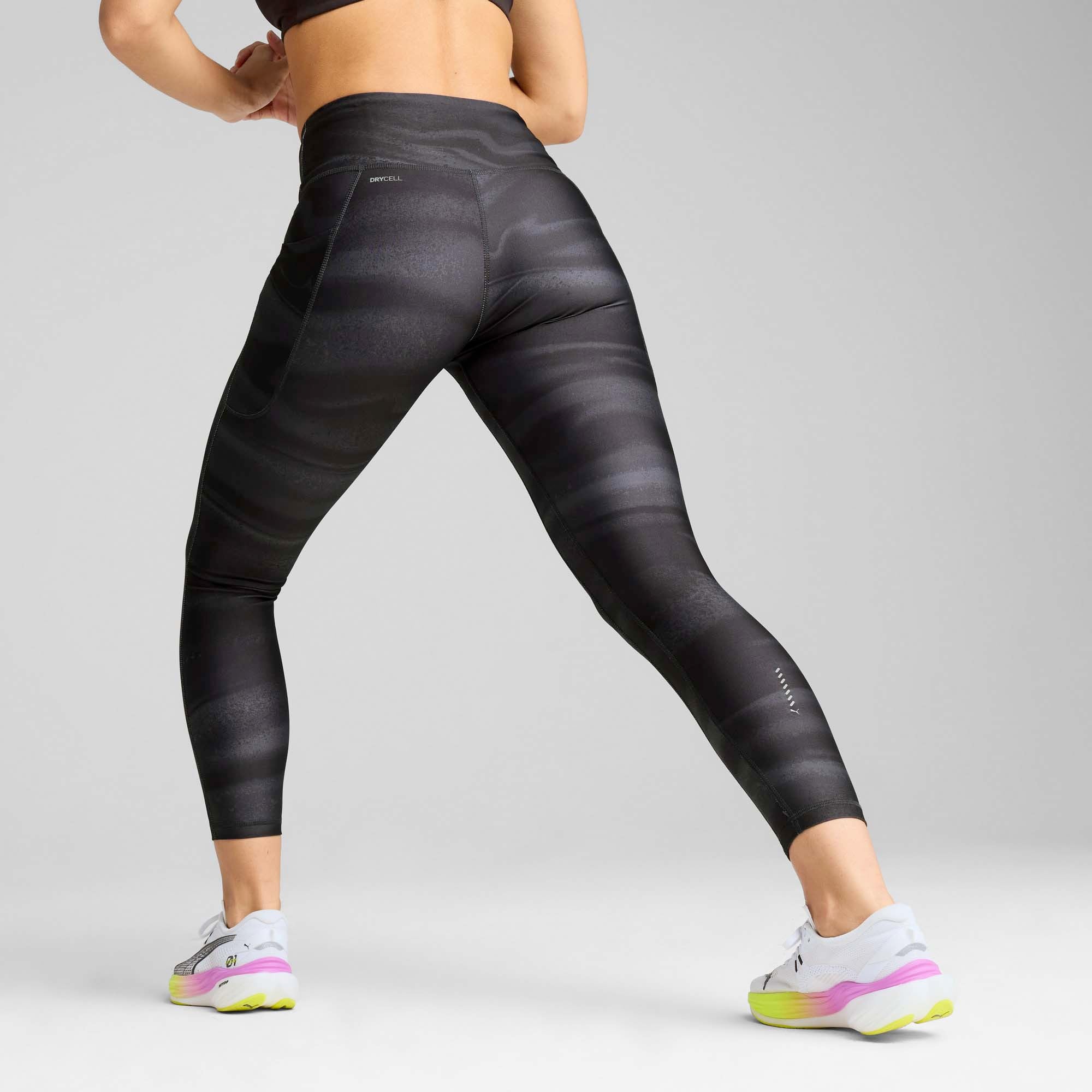 W_RUN_VELOCITY_AOP_TIGHT_526593_01_Image_3